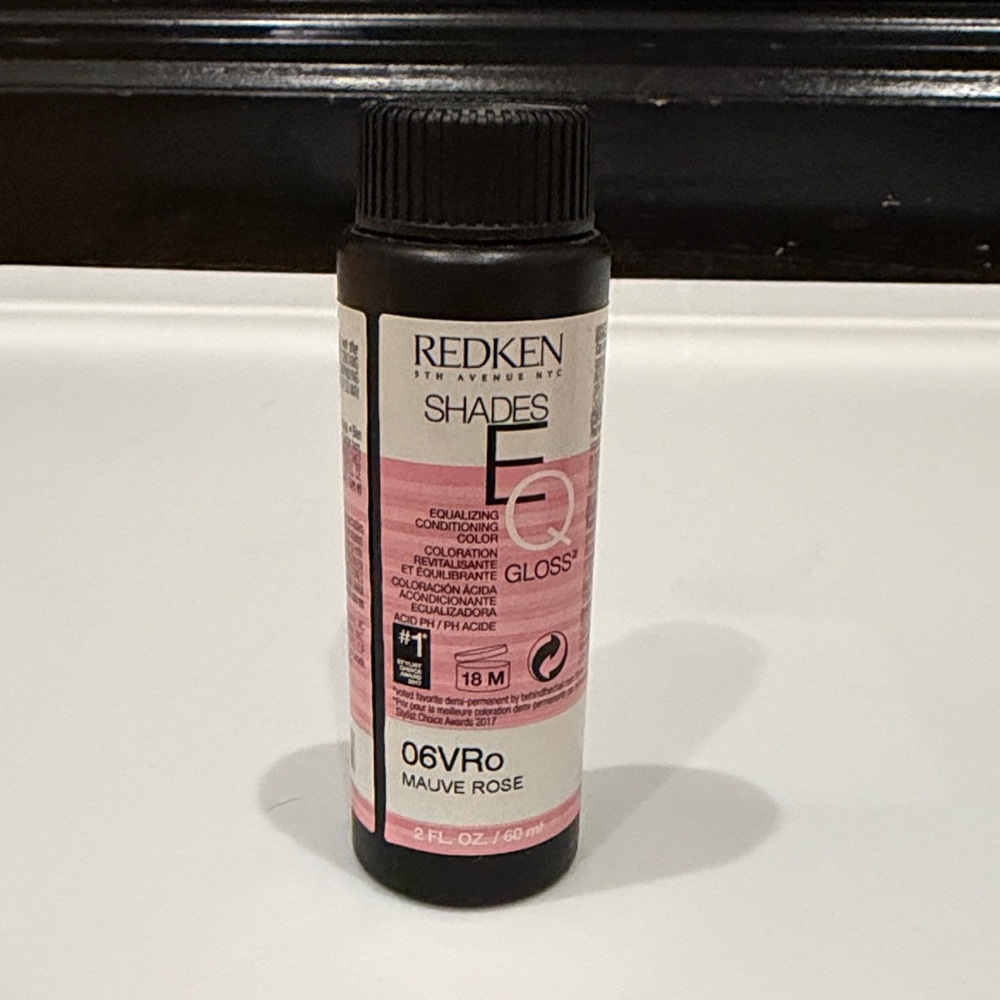 Redken Shades EQ Gloss 06VRo